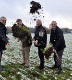 Spatenstich Kunstrasenplatz FC Deisenhofen